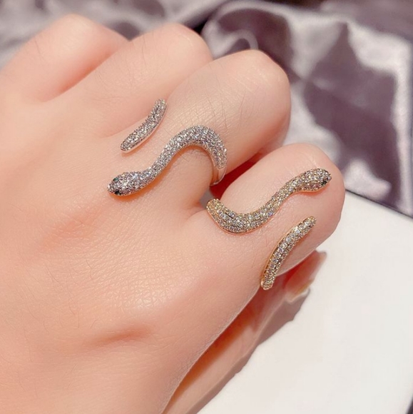 NEW GOLD PLATED DIAMOND PAVE SNAKE RING - Picture 2 of 8